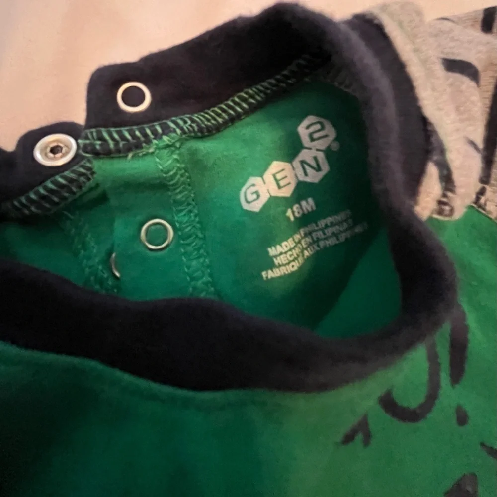 Notre Dame Bodysuit. Size 18mo.